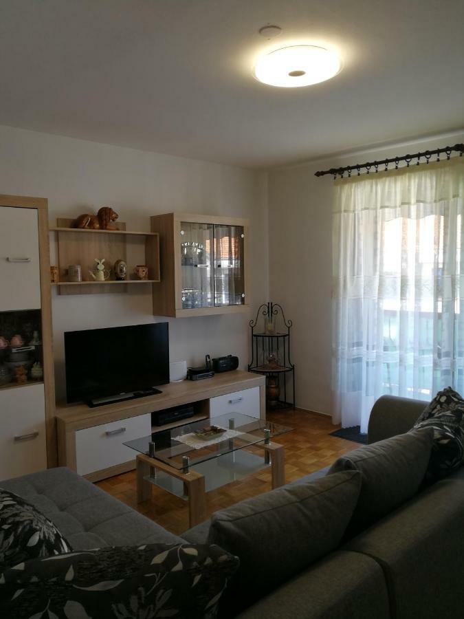 Apartment Koruna 1 بولا المظهر الخارجي الصورة